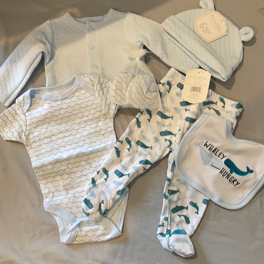 Baby boy 6 piece set. Whale theme.